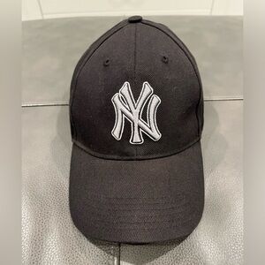 NY Yankees baseball hat